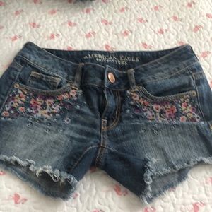 New without tags American Eagle shorts